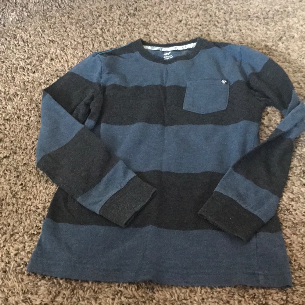 Shawn White striped boys shirt.
